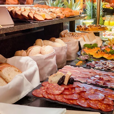 H10 Corregidor Boutique Hotel