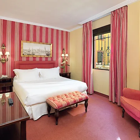 H10 Corregidor Boutique Hotel 3*