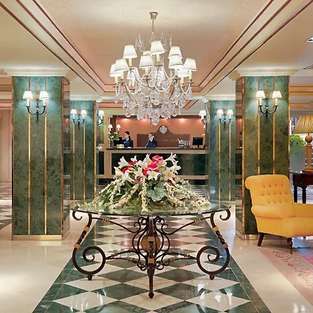 H10 Corregidor Boutique Hotel