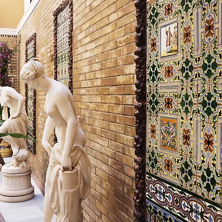 H10 Corregidor Boutique 3*