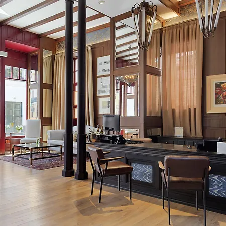 H10 Corregidor Boutique Hotel 3*